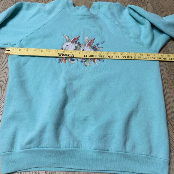 VTG Fruit of the Loom Large Teal Cross Stitch Bunny Sweatshirt Vintage - Picture 4 of 10